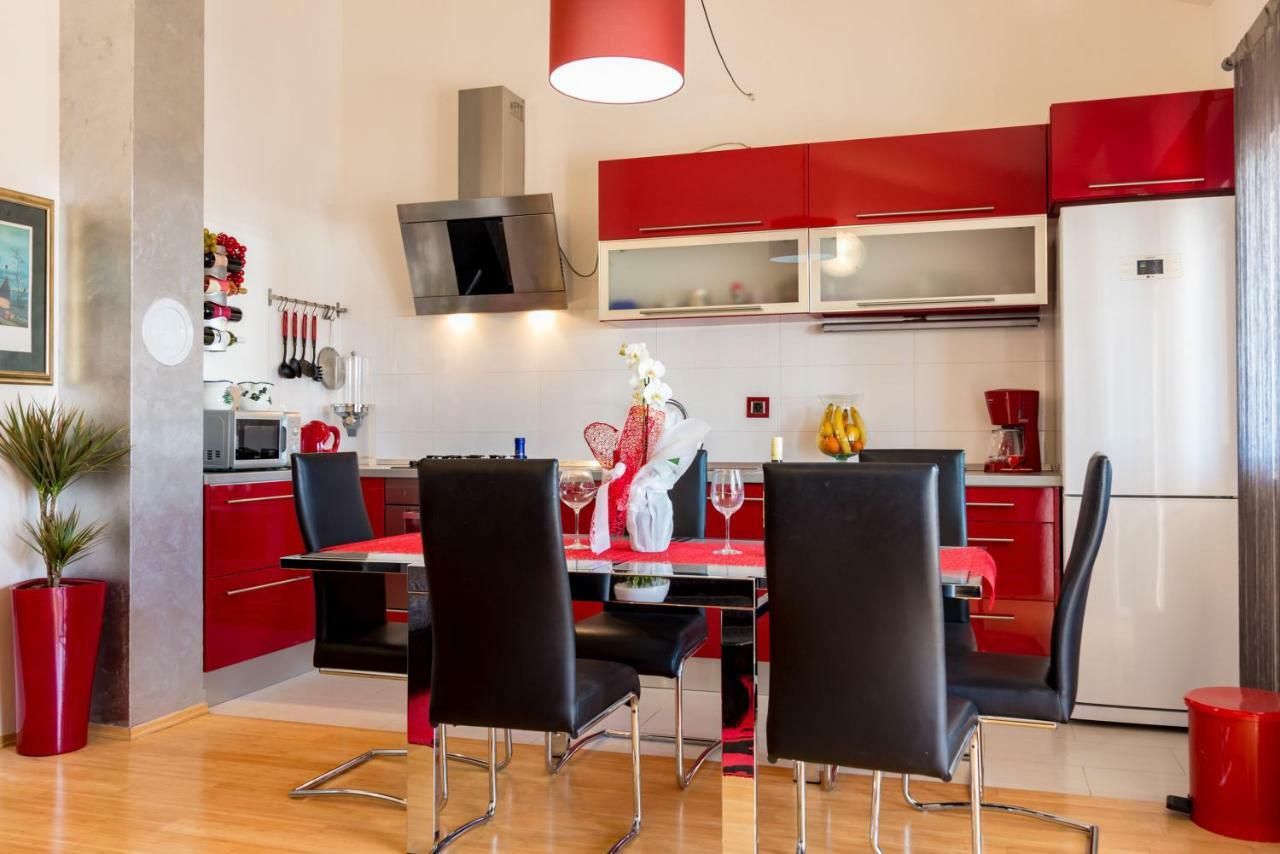 Apartment Ina 普拉 外观 照片