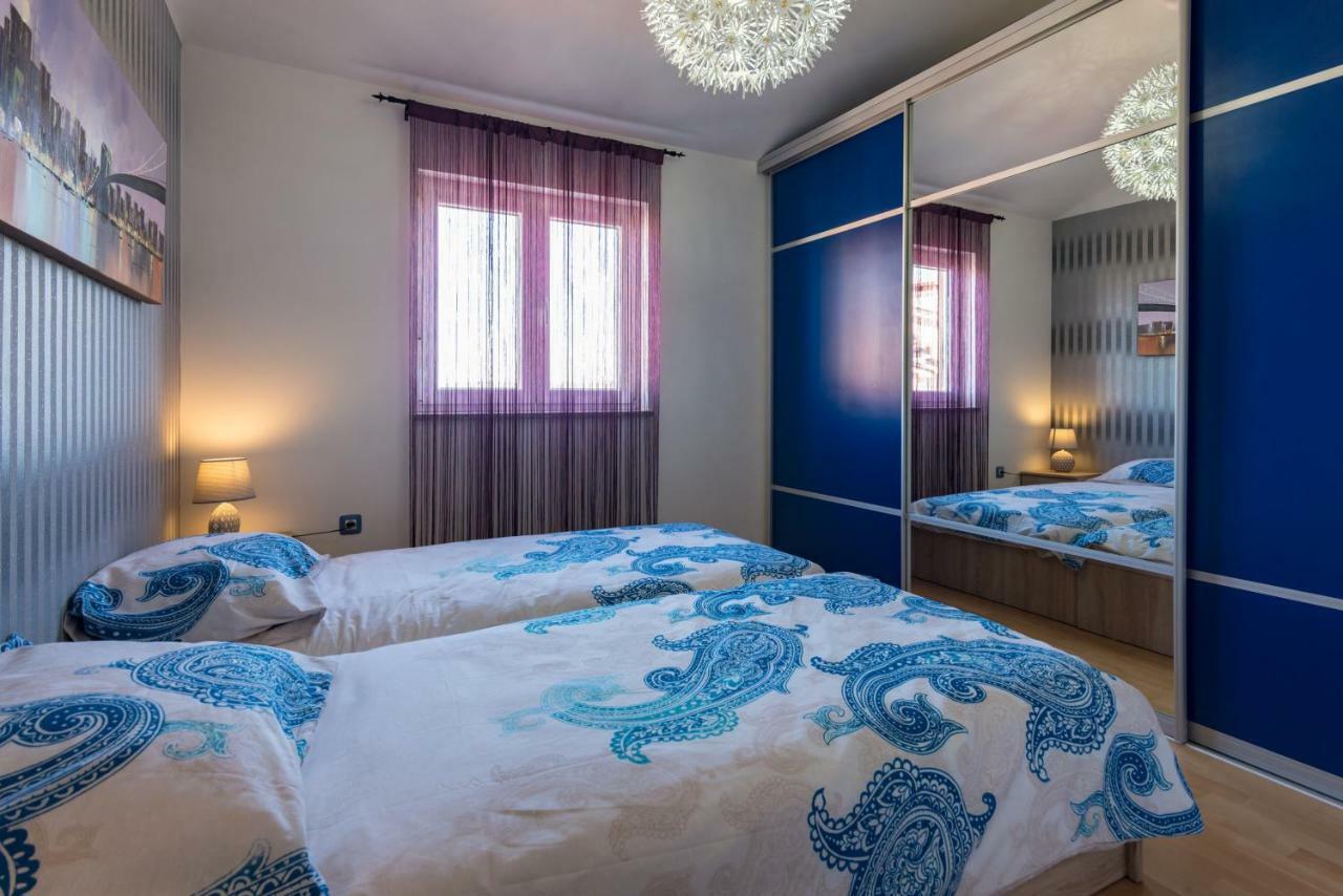 Apartment Ina 普拉 外观 照片